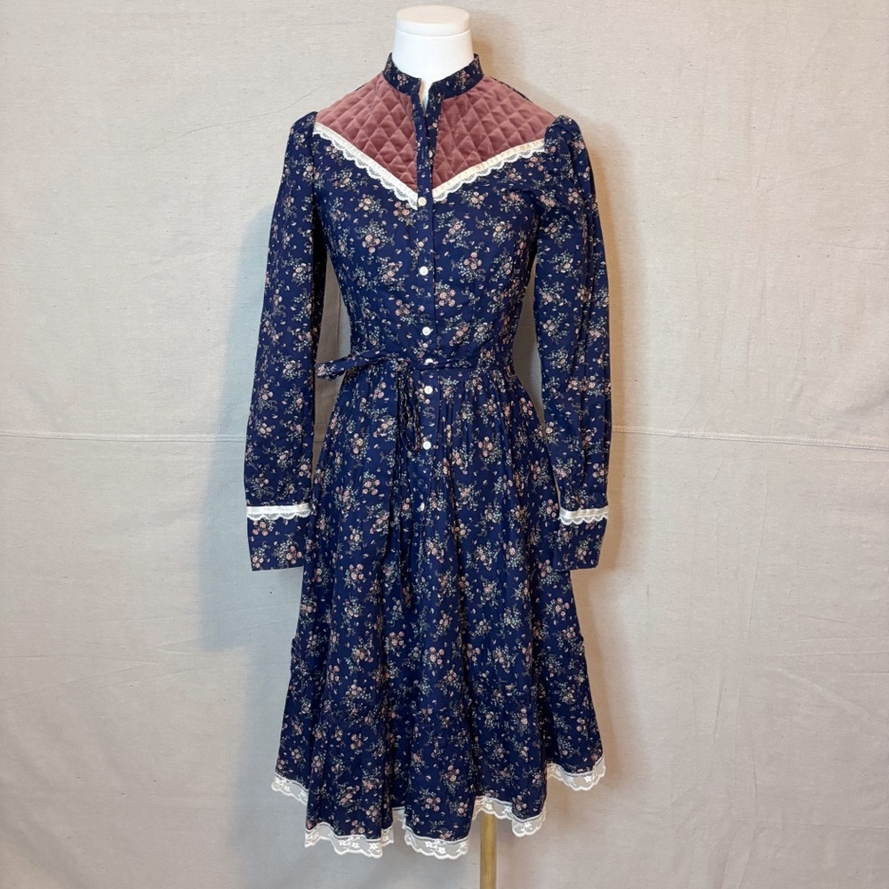 Vintage Gunne Sax quilted floral dress size small